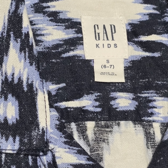 GAP And Cat & Jack Youth Boys' S (6/7)  Button-Down Short-Sleeve Shirts Bundle - Picture 9 of 11